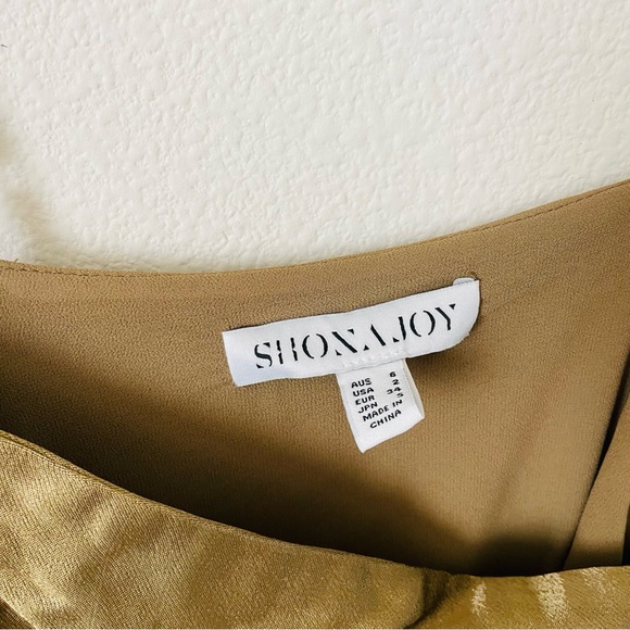 Shona Joy SIZE 2 Thalia Bias Ruched Midi Dress in Cumin - Picture 6 of 8